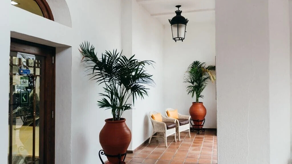 Ona Beverly Hills Suites